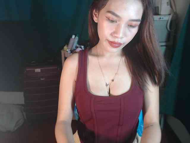 xxCherrybabexx webcam