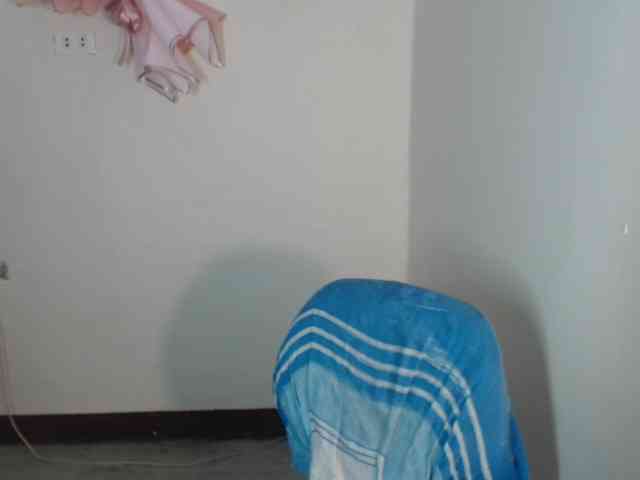 xxCherrybabexx webcam