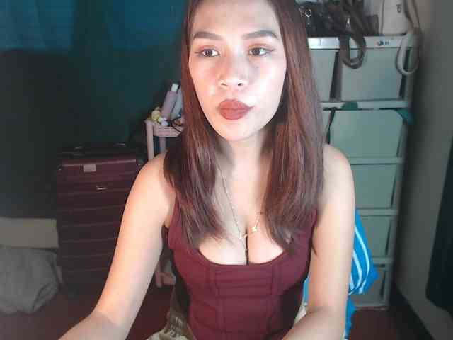 xxCherrybabexx webcam
