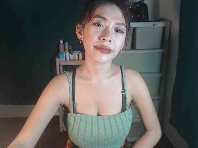 xxCherrybabexx webcam