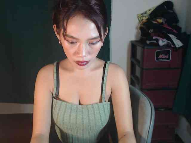 xxCherrybabexx webcam