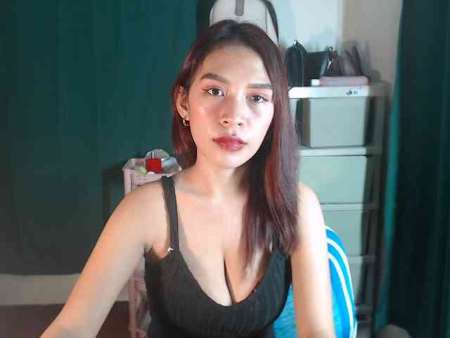 xxCherrybabexx webcam