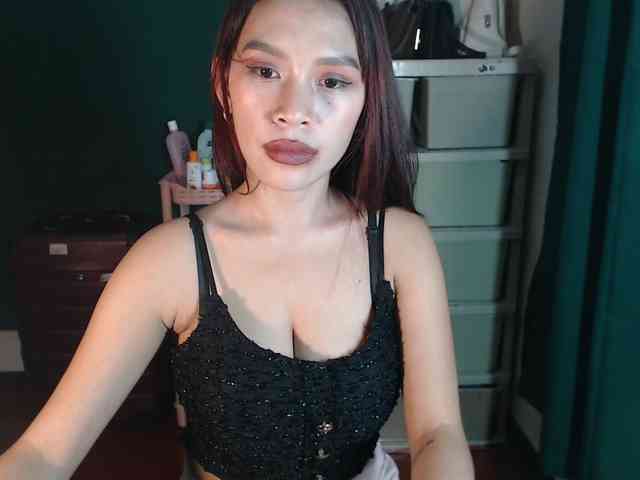 xxCherrybabexx webcam