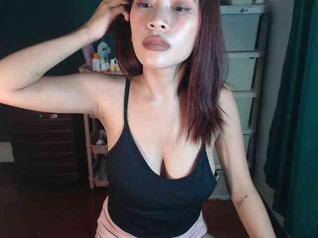 xxCherrybabexx webcam
