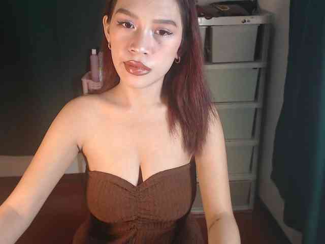 xxCherrybabexx webcam