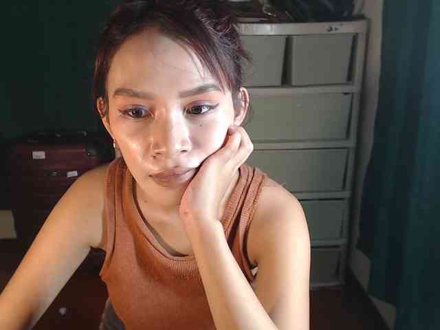 xxCherrybabexx webcam