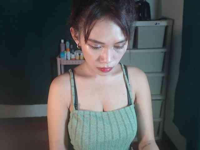 xxCherrybabexx webcam