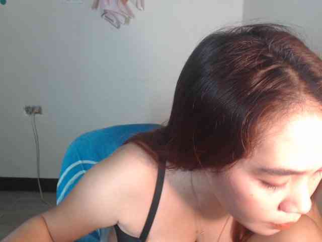 xxCherrybabexx webcam