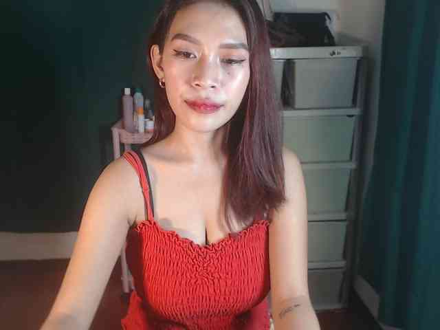 xxCherrybabexx webcam