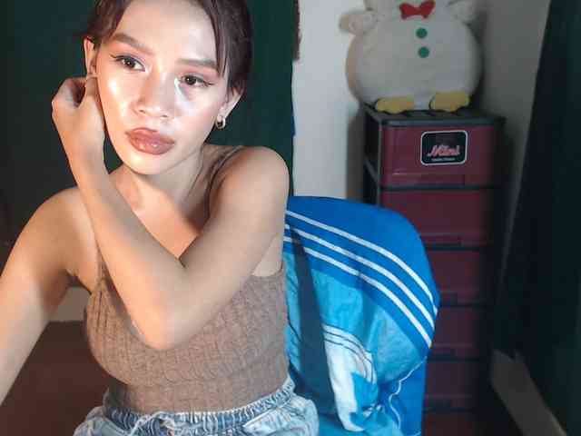 xxCherrybabexx webcam