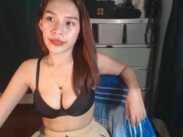 xxCherrybabexx webcam