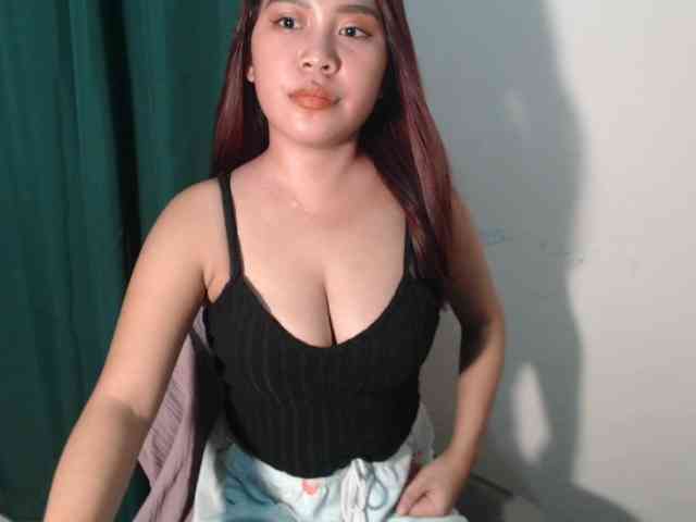 xxCherrybabexx webcam