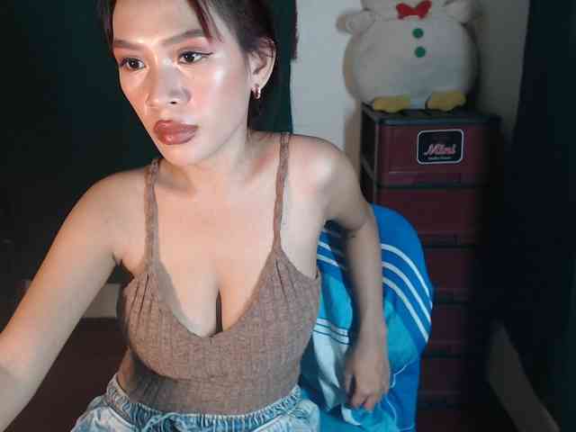 xxCherrybabexx webcam