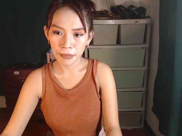 xxCherrybabexx webcam