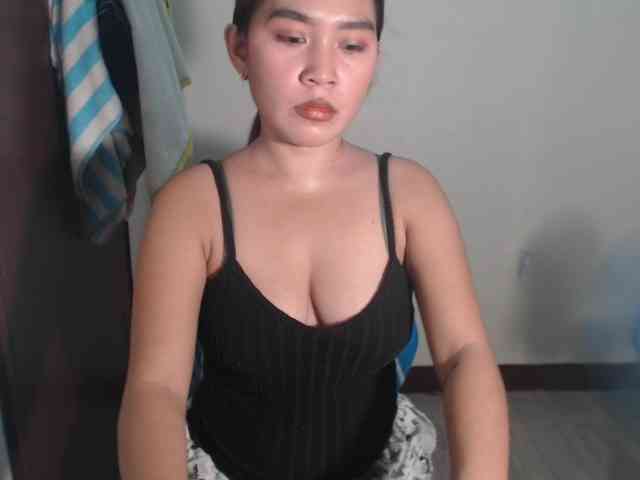 xxCherrybabexx webcam