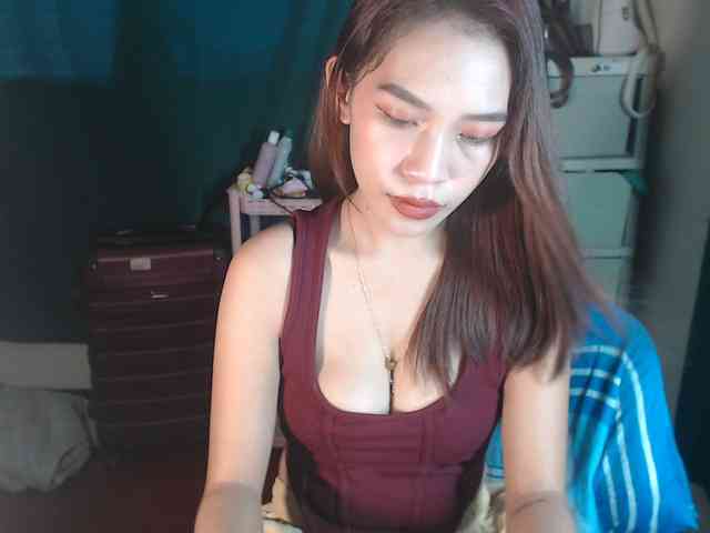 xxCherrybabexx webcam