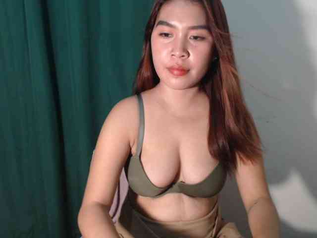 xxCherrybabexx Live Webcam on BongaCams