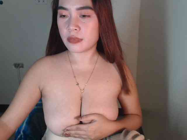 xxCherrybabexx webcam