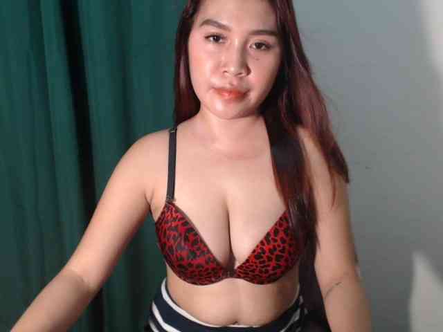 xxCherrybabexx webcam
