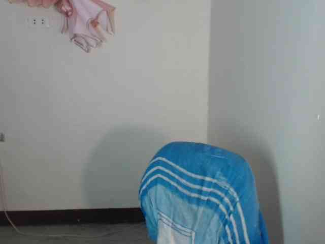 xxCherrybabexx webcam