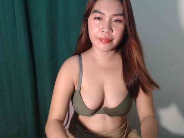 xxCherrybabexx webcam