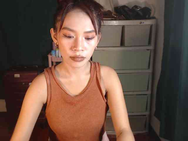 xxCherrybabexx webcam