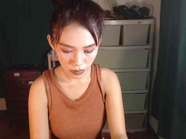 xxCherrybabexx webcam