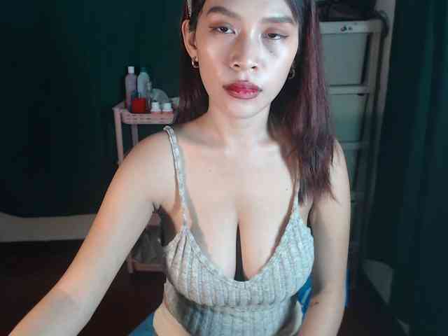 xxCherrybabexx webcam