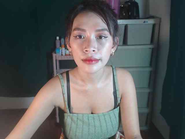 xxCherrybabexx webcam