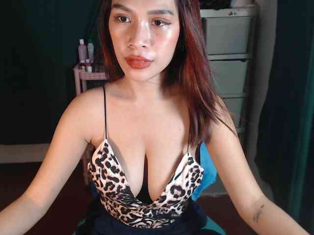 xxCherrybabexx webcam