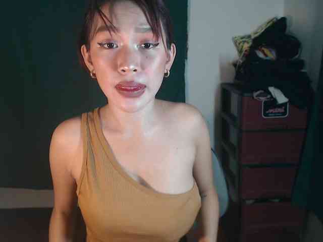 xxCherrybabexx webcam
