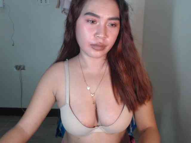 xxCherrybabexx webcam