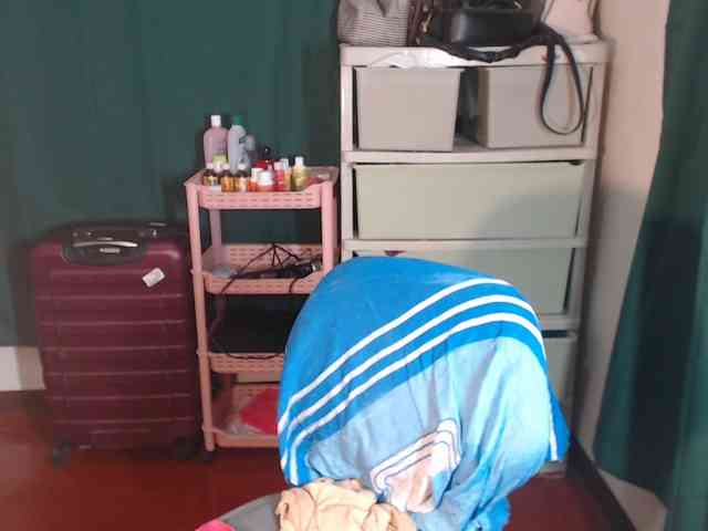 xxCherrybabexx webcam