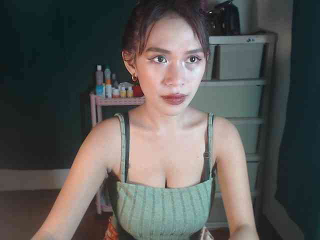 xxCherrybabexx webcam