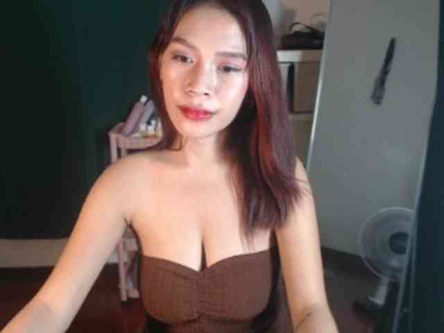 xxCherrybabexx webcam