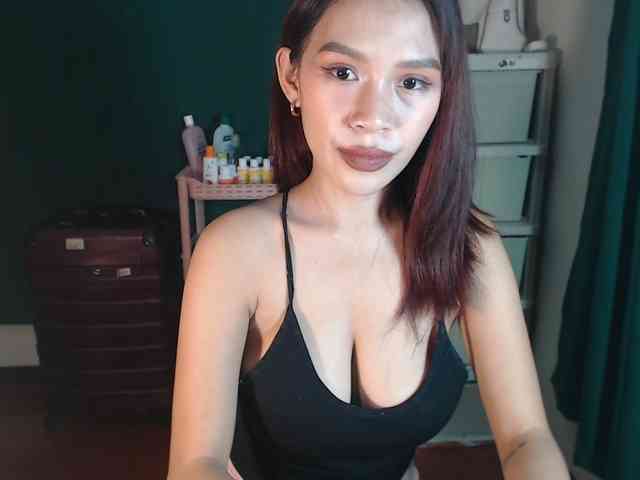 xxCherrybabexx webcam