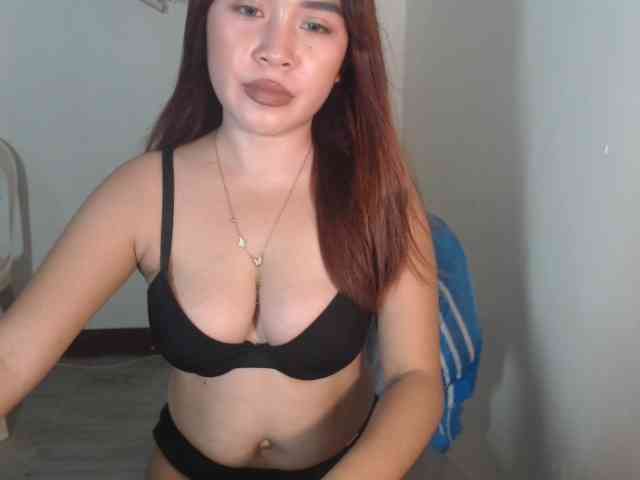 xxCherrybabexx webcam