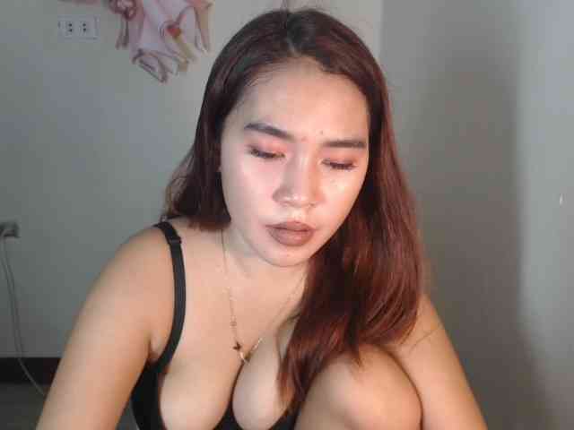 xxCherrybabexx webcam