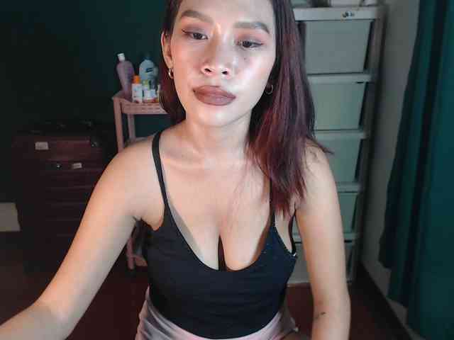 xxCherrybabexx webcam
