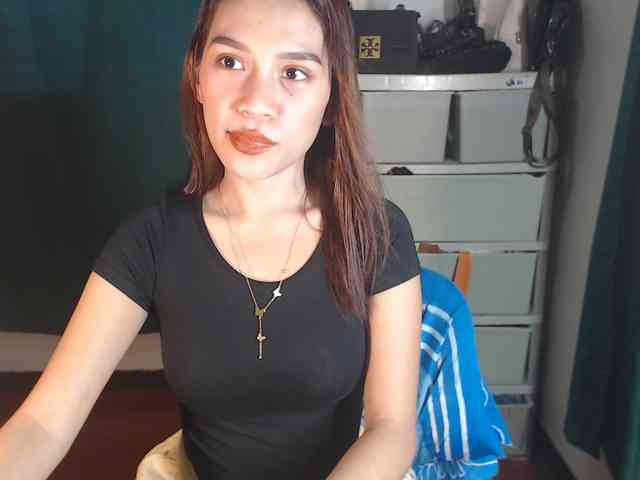 xxCherrybabexx webcam