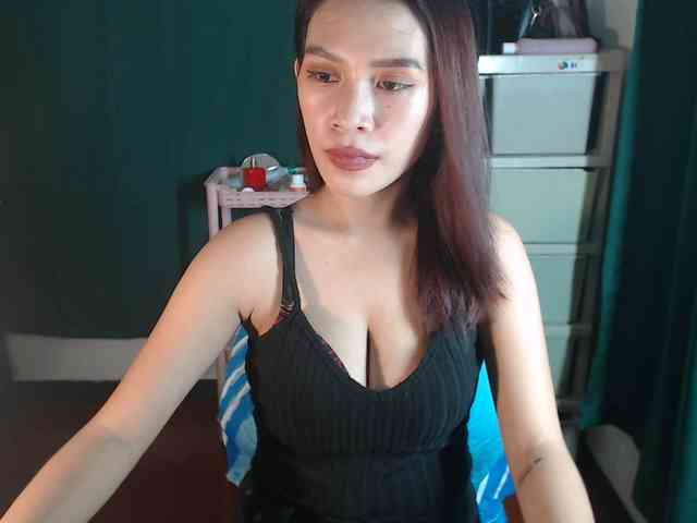 xxCherrybabexx webcam