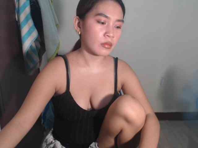 xxCherrybabexx webcam