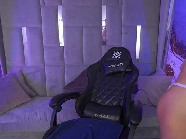  CozyCute chat room