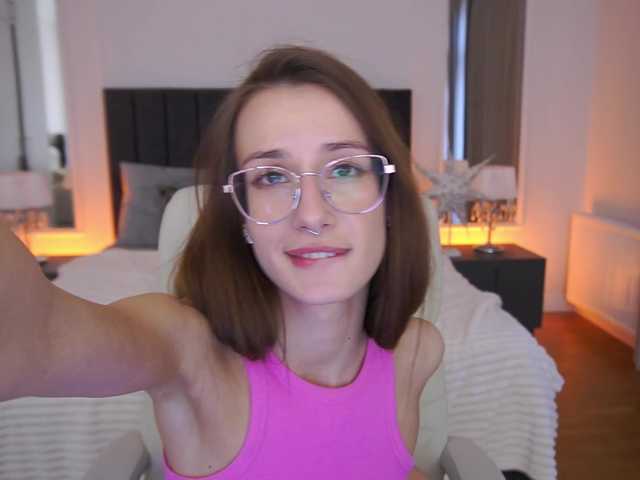 CozyCute's BongaCams show and profile