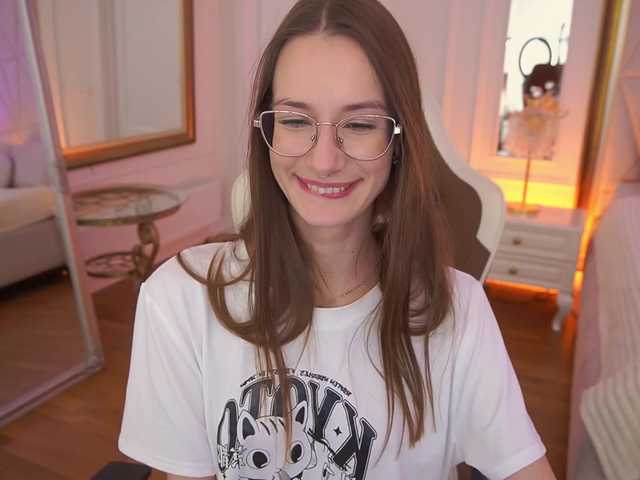 CozyCute's BongaCams show and profile