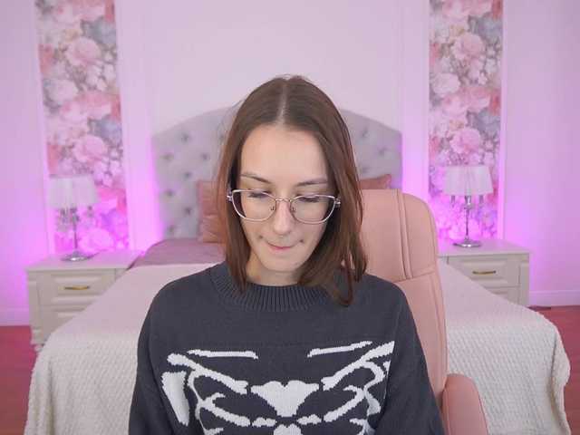 CozyCute's BongaCams show and profile