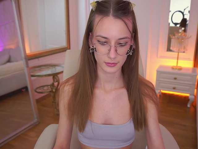 CozyCute's BongaCams show and profile