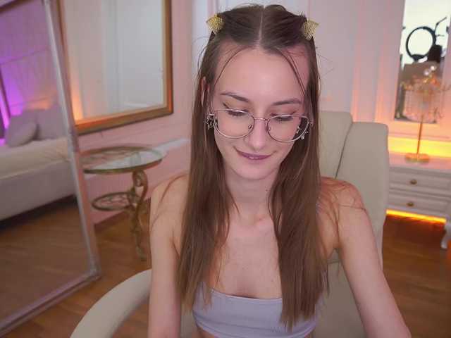 CozyCute's BongaCams show and profile