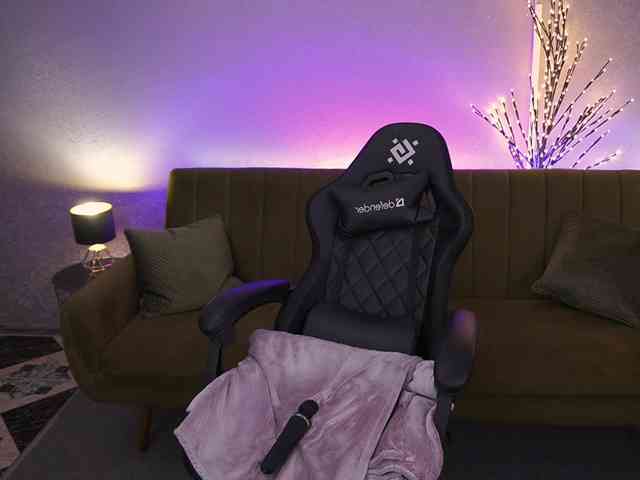 CozyMell webcam