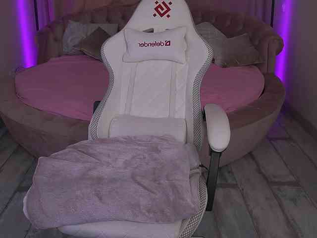 CozyMell webcam